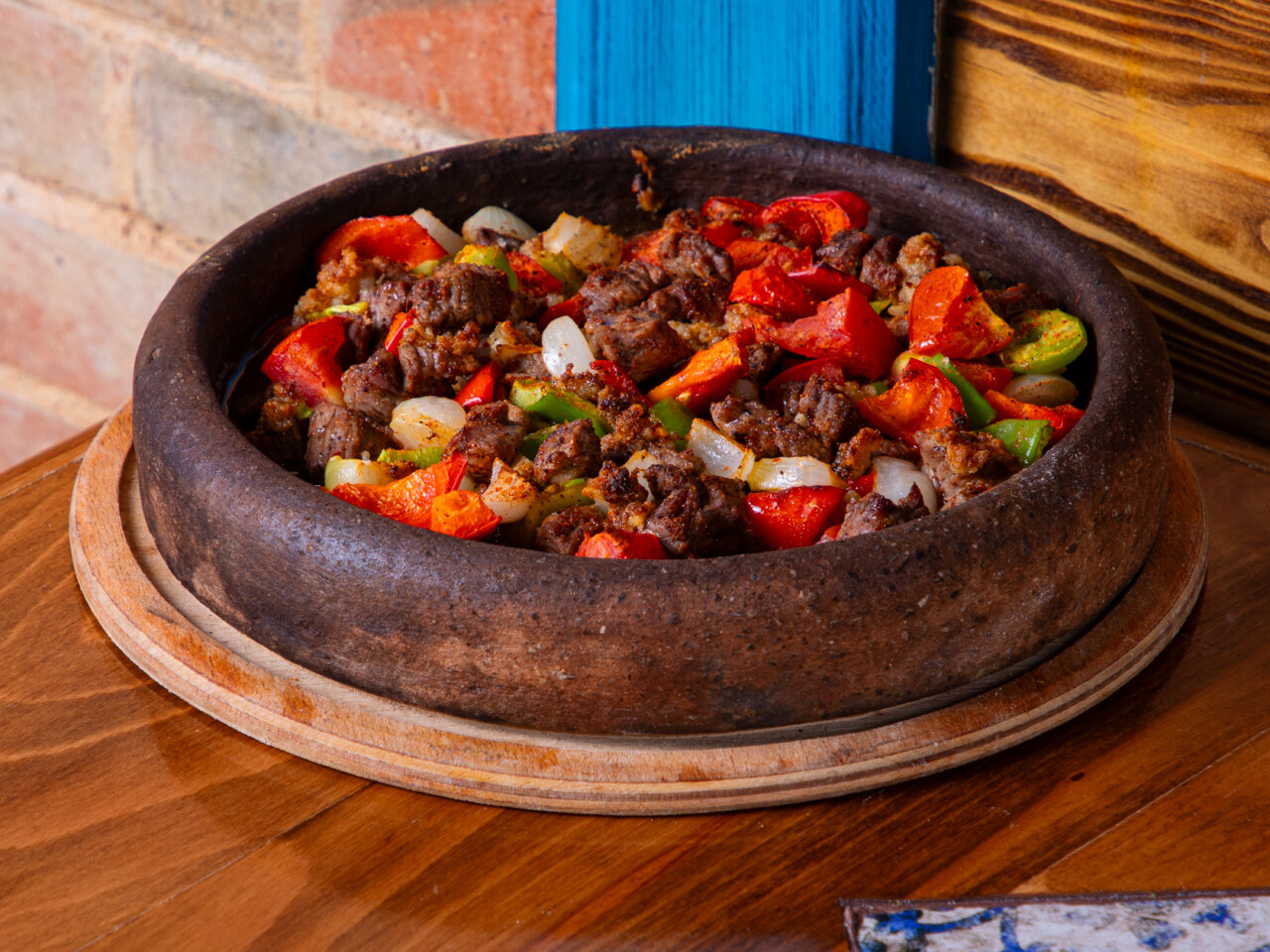 Mujarmashe Meat Pot